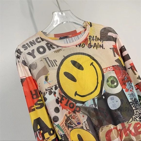 Women’s Top - Picture 1 of 5